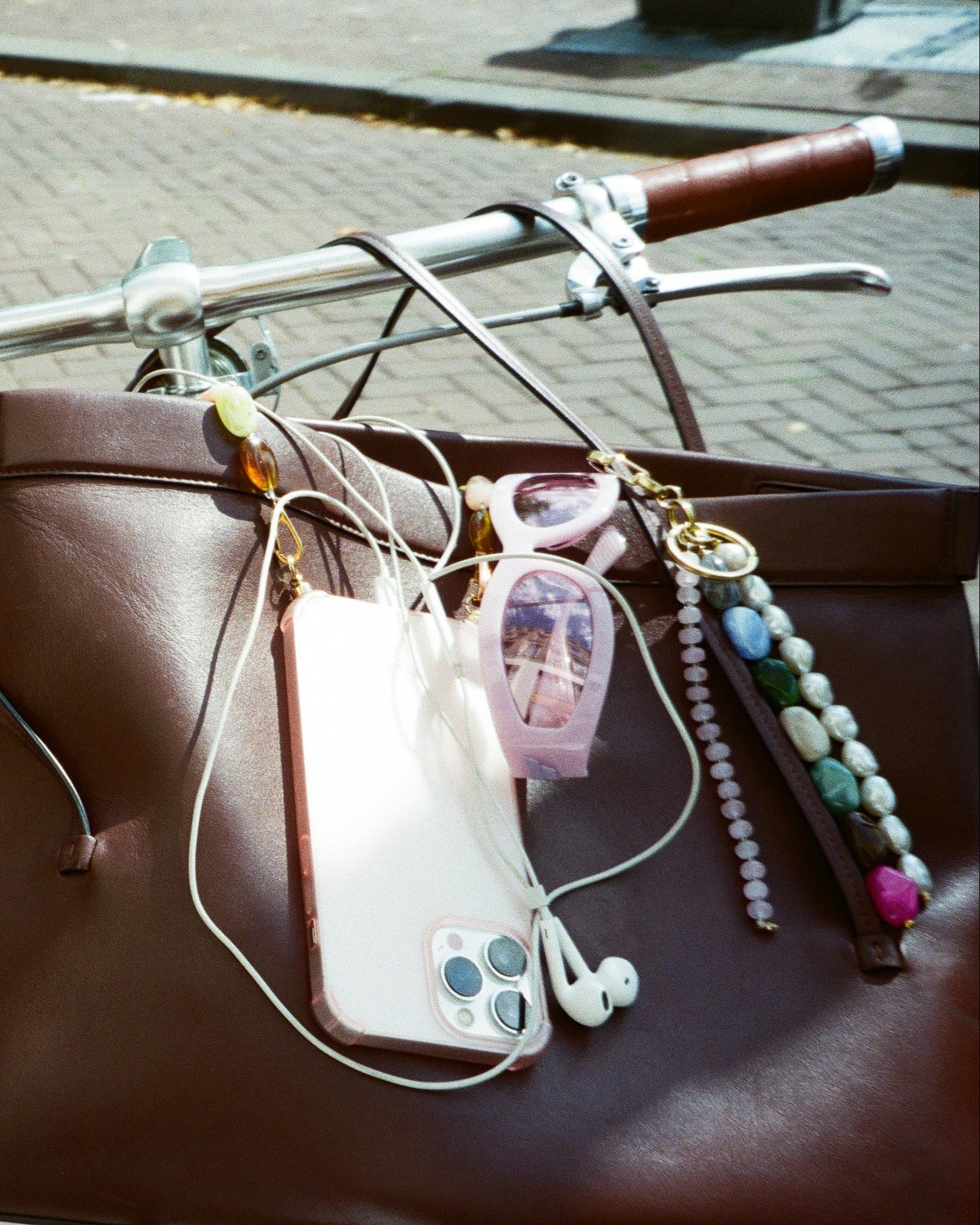 Recycled iPhone case - no cord | Pink haze