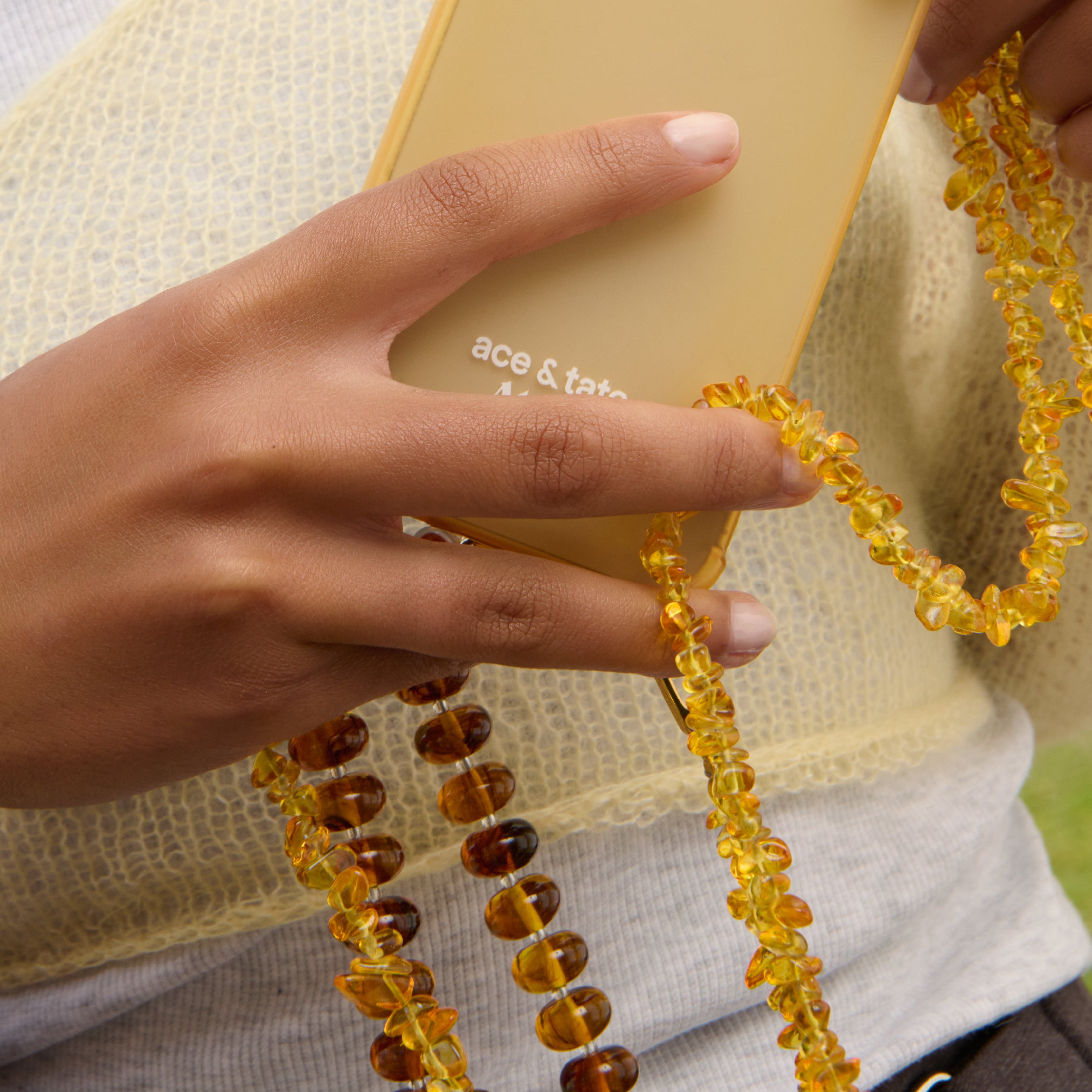 Mellow yellow iPhone case with Honeycomb cord