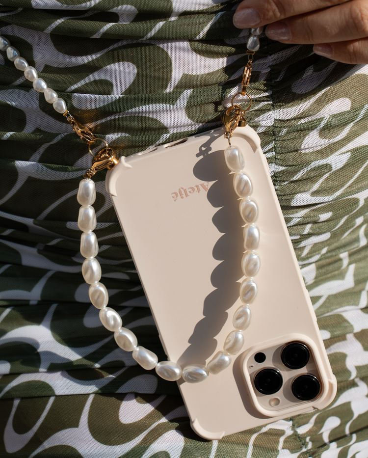 Beige recycled iPhone case with Pearl drop and Cloudy cord