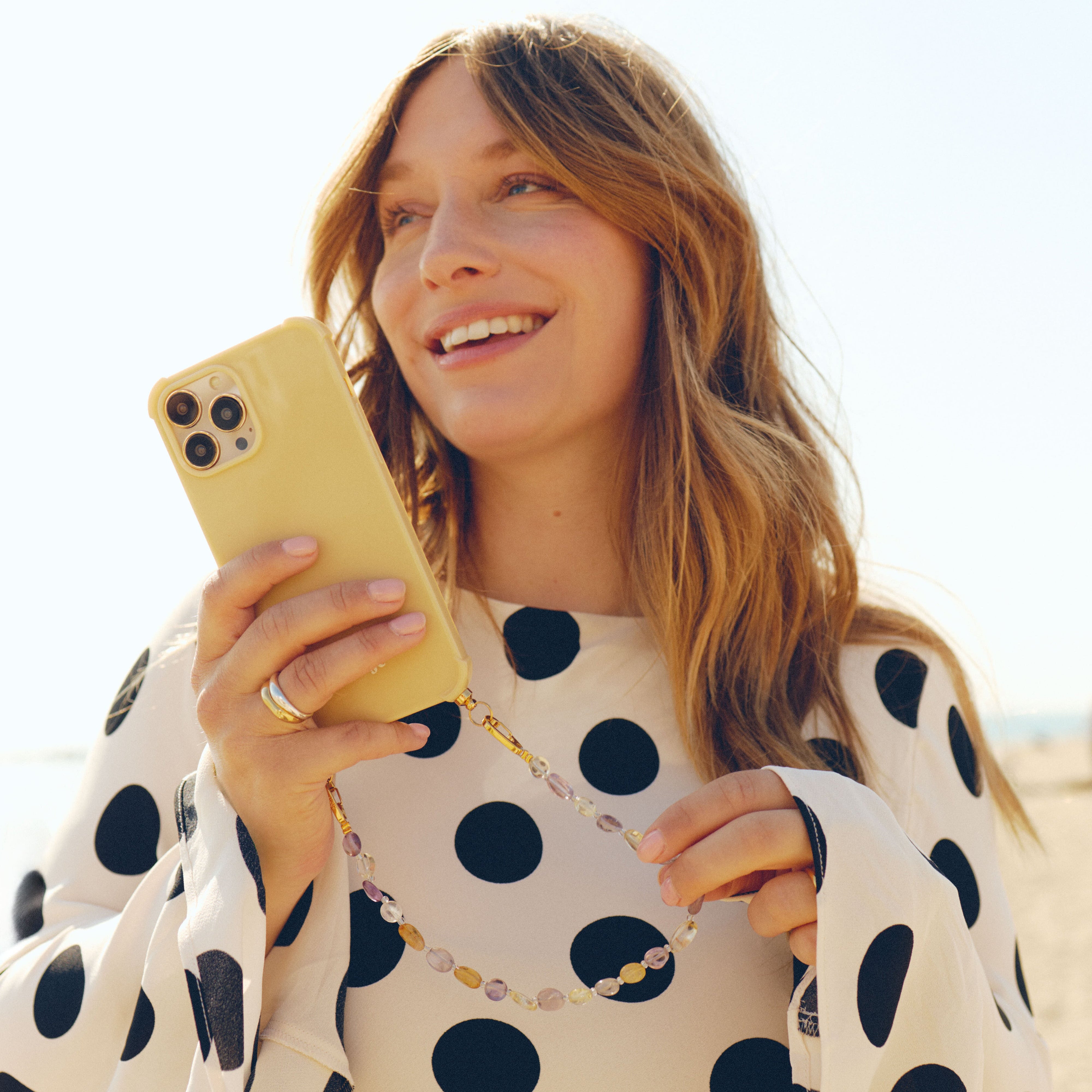 Butter yellow recycled case with Golden sand cord