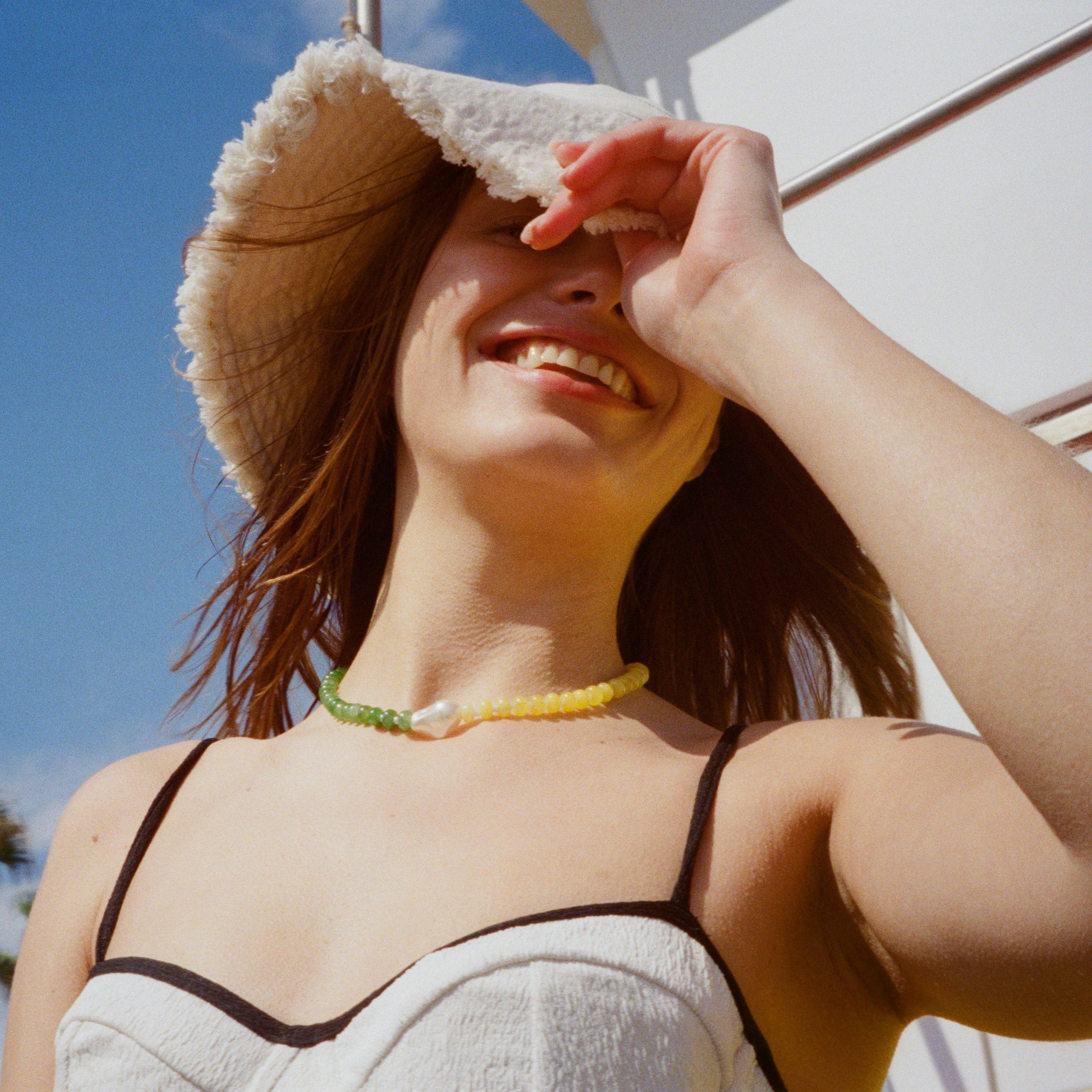 Palm breeze recycled case with Citrus twist cord