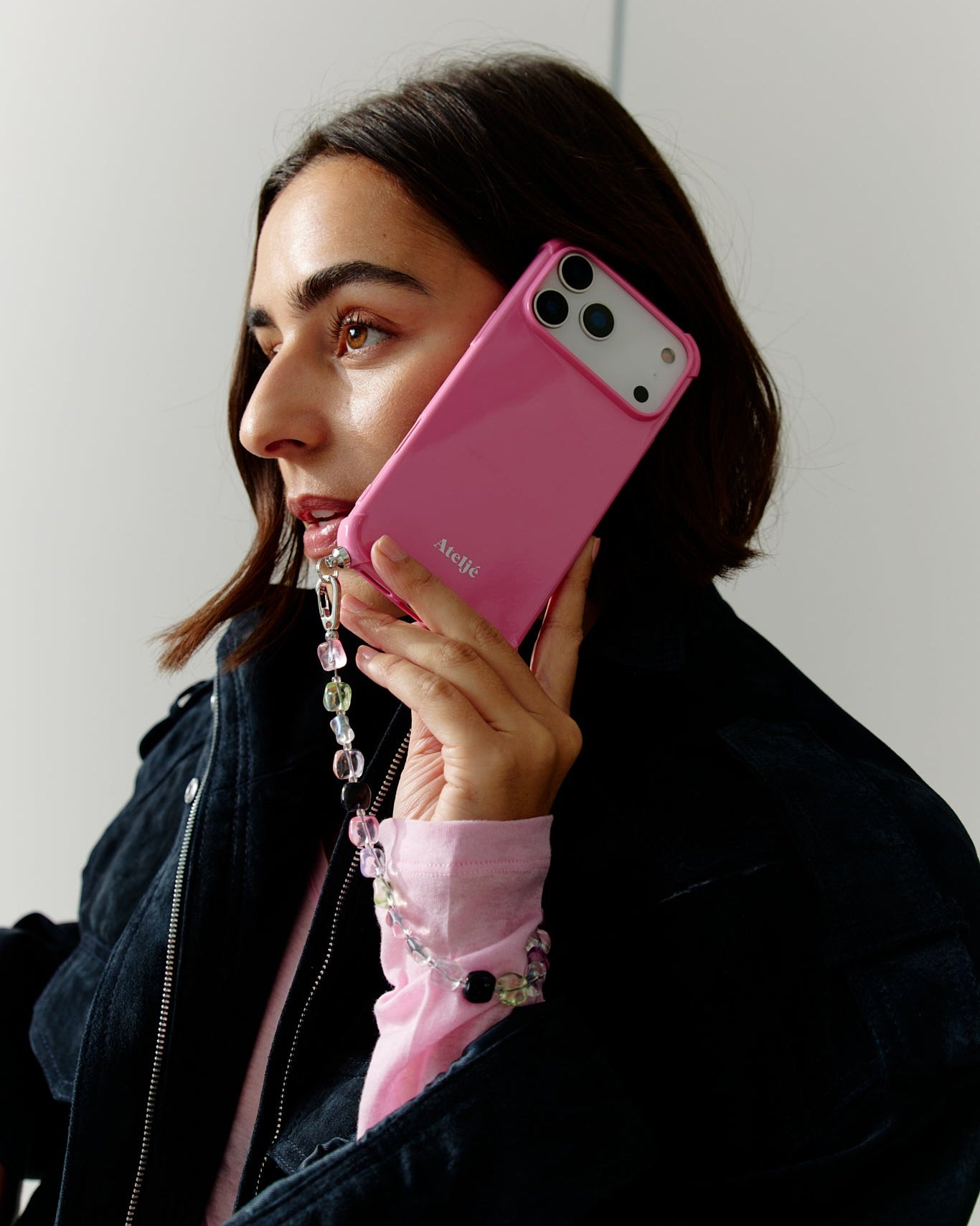 Motel-pinke iPhone-Hülle aus Recyclingmaterial – ohne Kabel