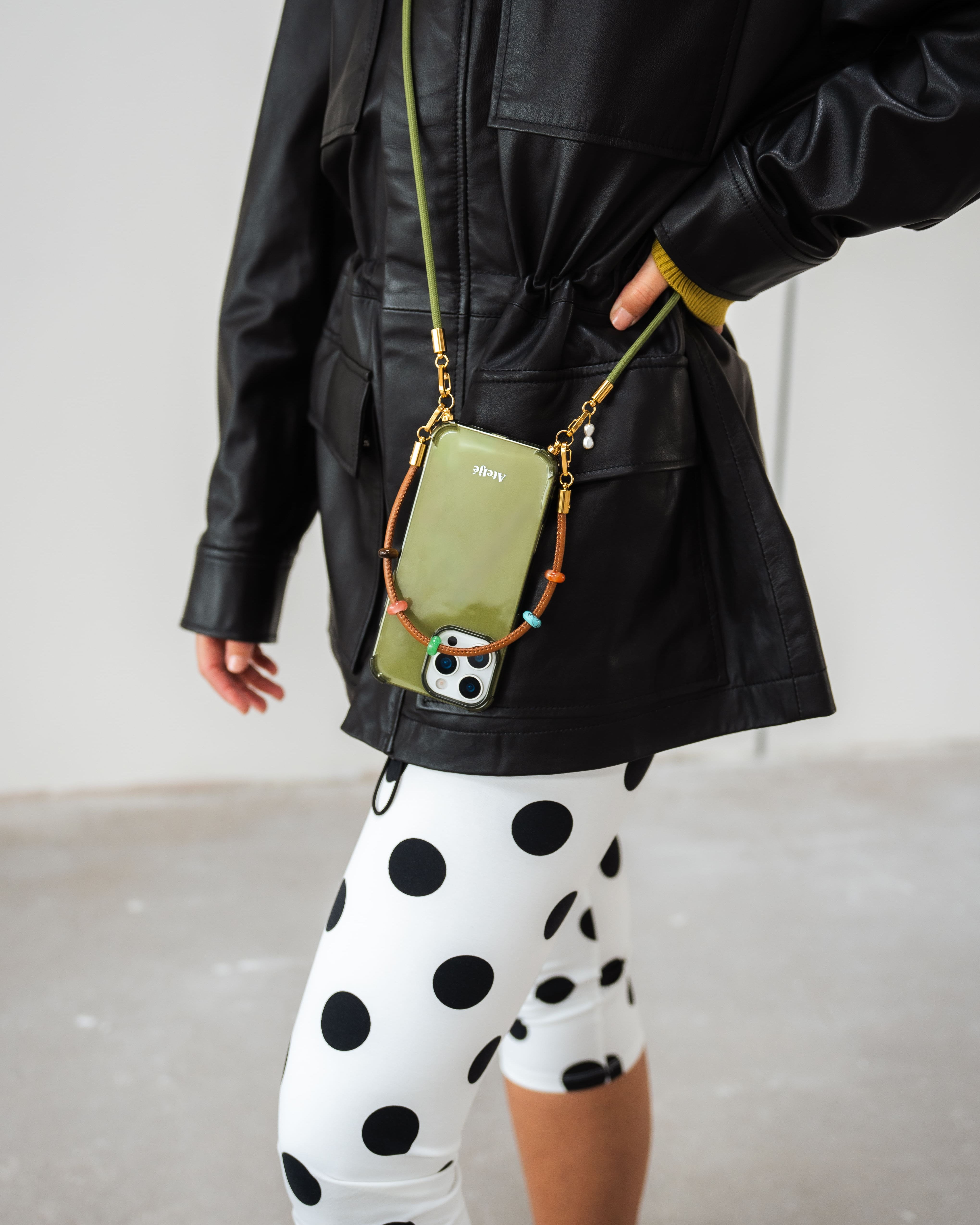 Mosslight recycled case with Patch road and Overgrown cord