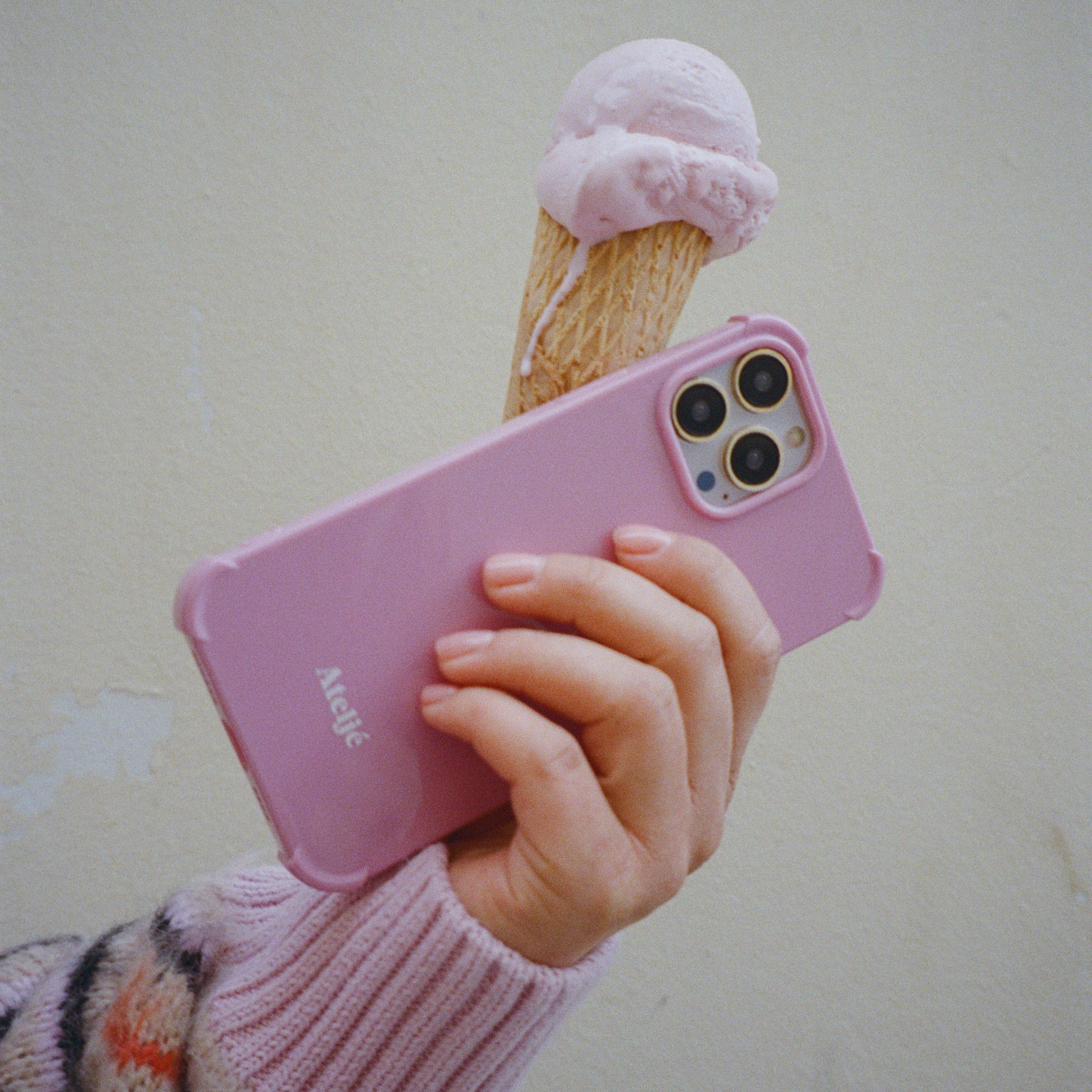 Vintage pink recycled iPhone case - no rings