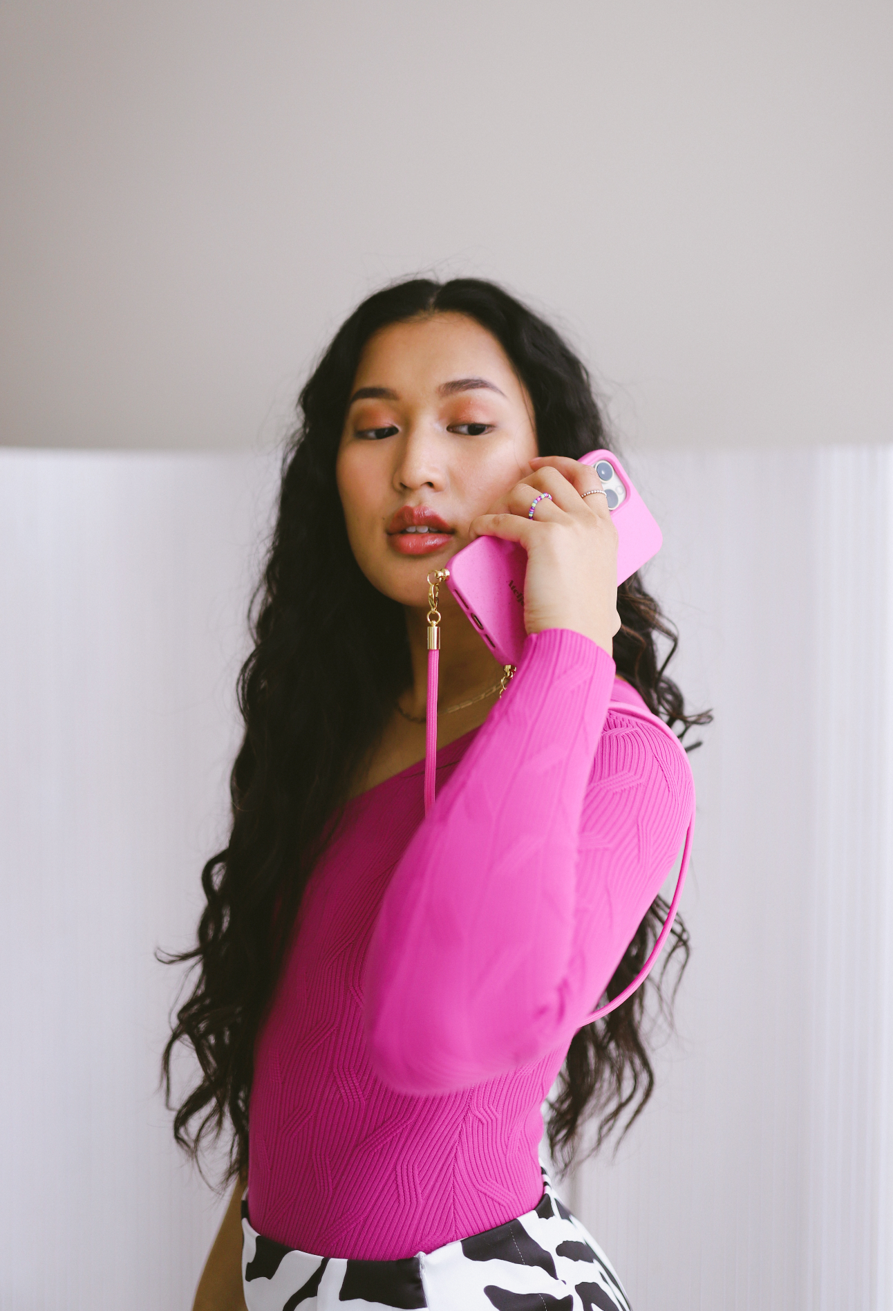 Pinkfarbene, biologisch abbaubare iPhone-Hülle – ohne Kabel