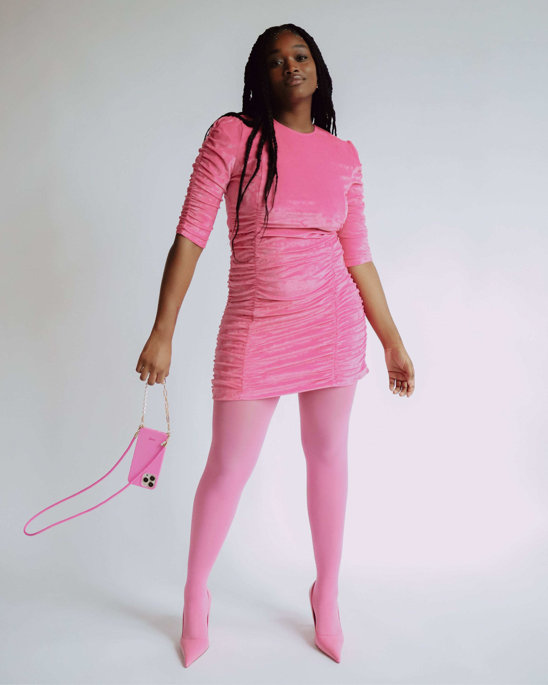 Pinkfarbene, biologisch abbaubare iPhone-Hülle – ohne Kabel