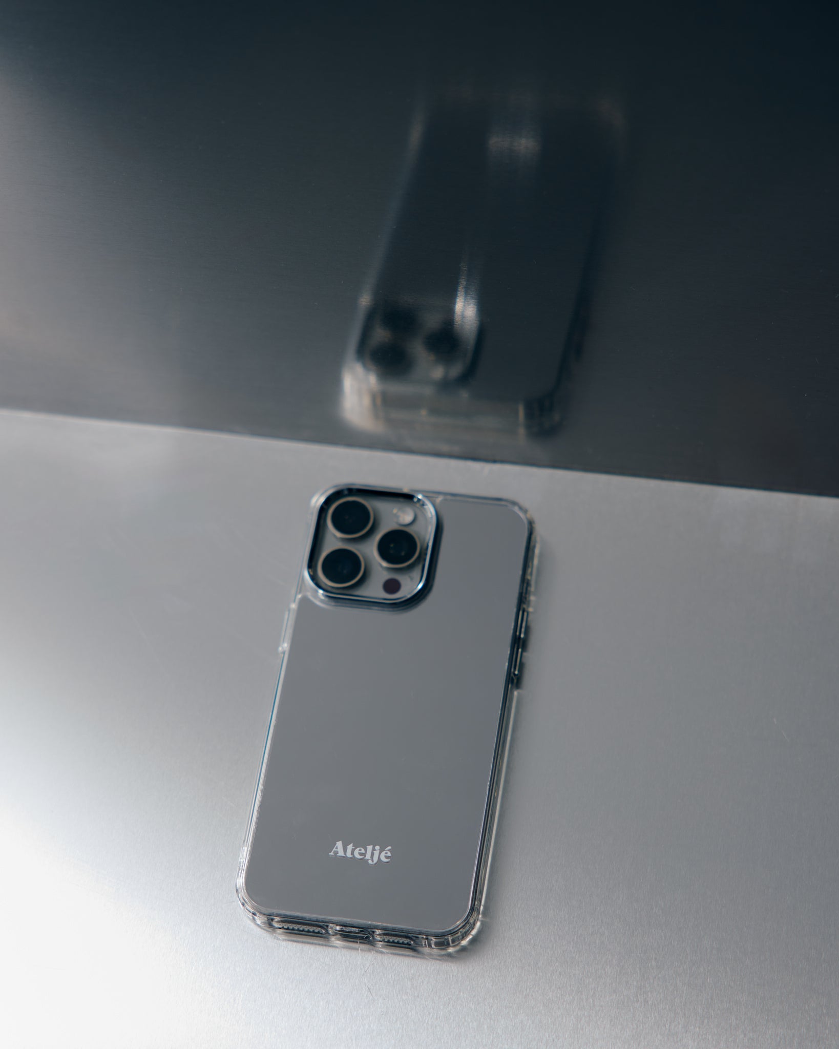 Mirror iPhone case - no rings