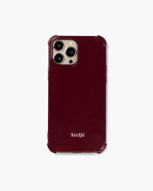 Robuste, bordeauxrote iPhone-Hülle aus Recyclingmaterial – ohne Ringe