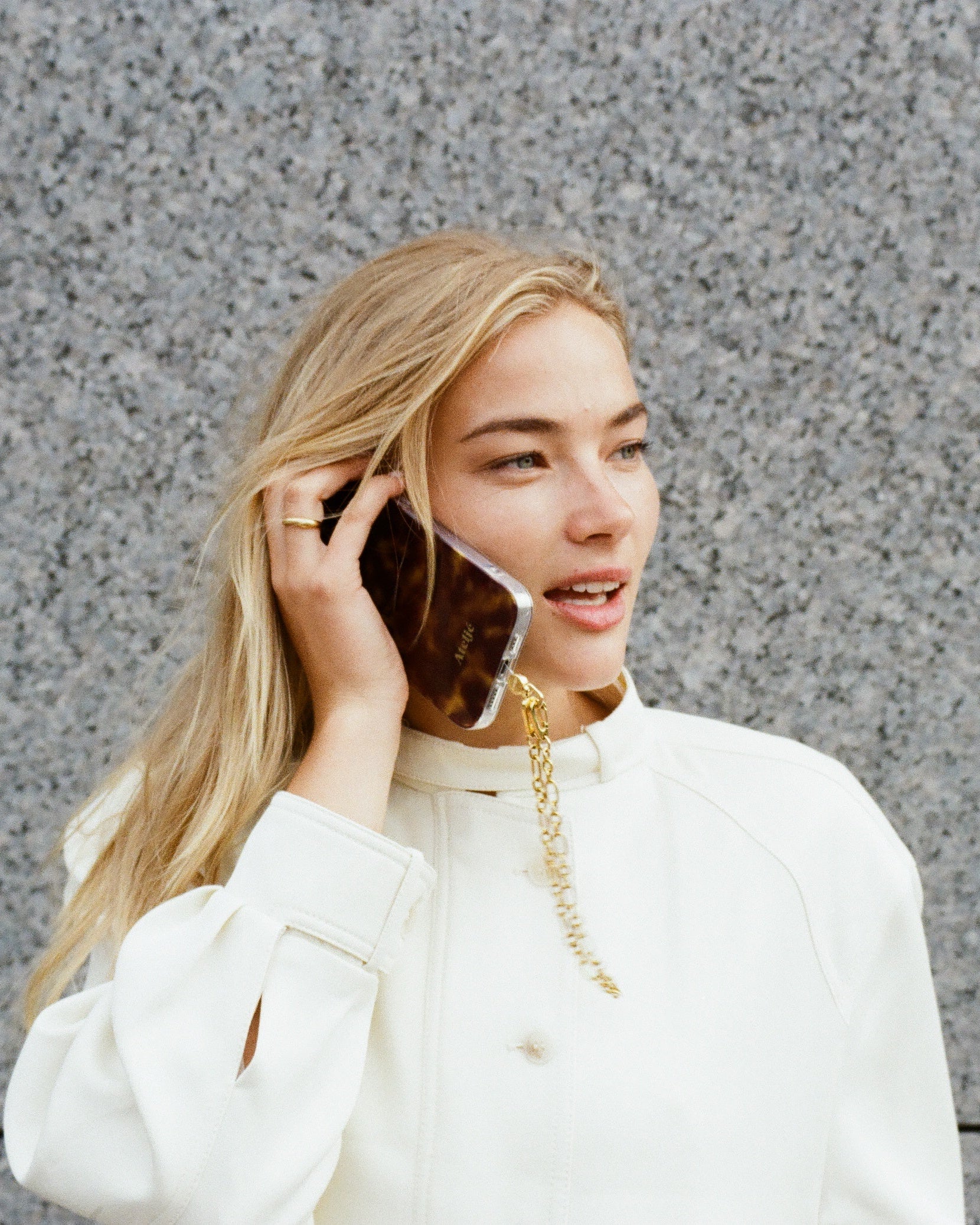 Tortoise case with Cosmic gold cord