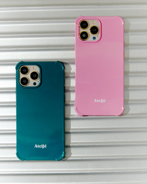 Türkisfarbene, recycelte iPhone-Hülle – ohne Ringe