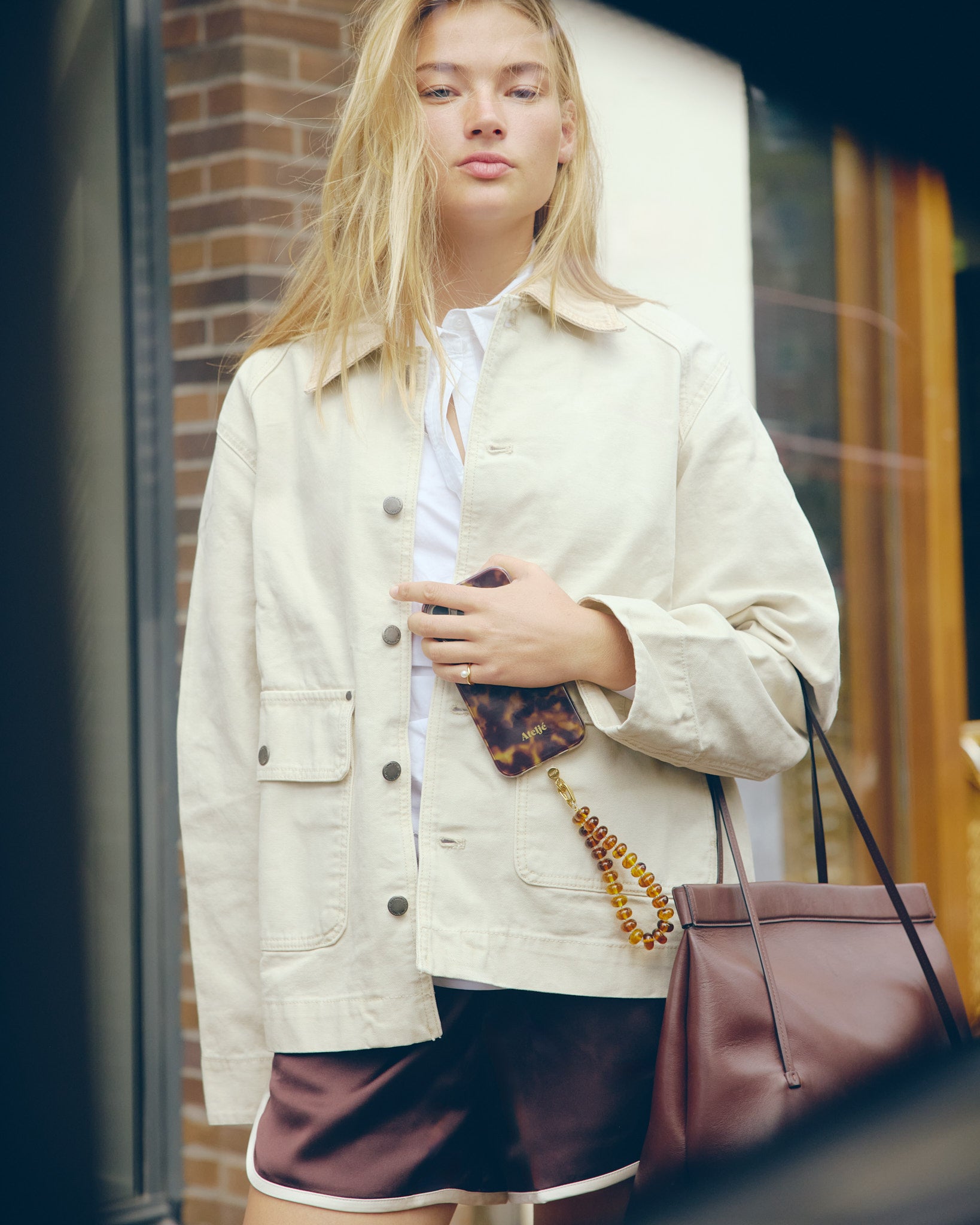 Tortoise case with Sunbeads cord