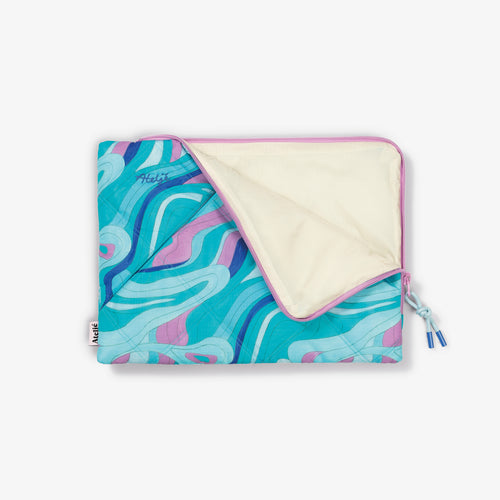 Puffy recycled laptop sleeve - Ride the wave