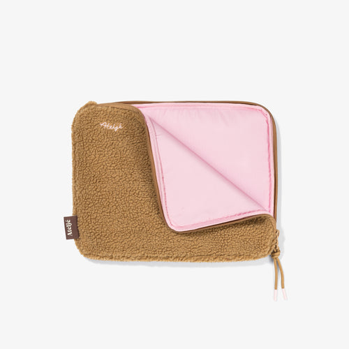 Puffy laptop sleeve - Butterscotch