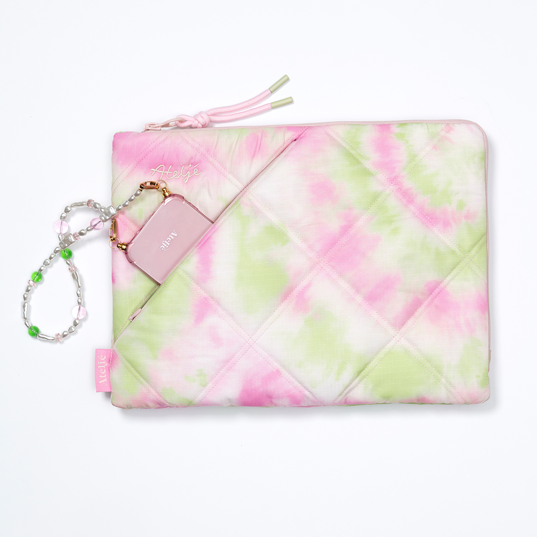 Puffy recycled laptop sleeve - It's a tie