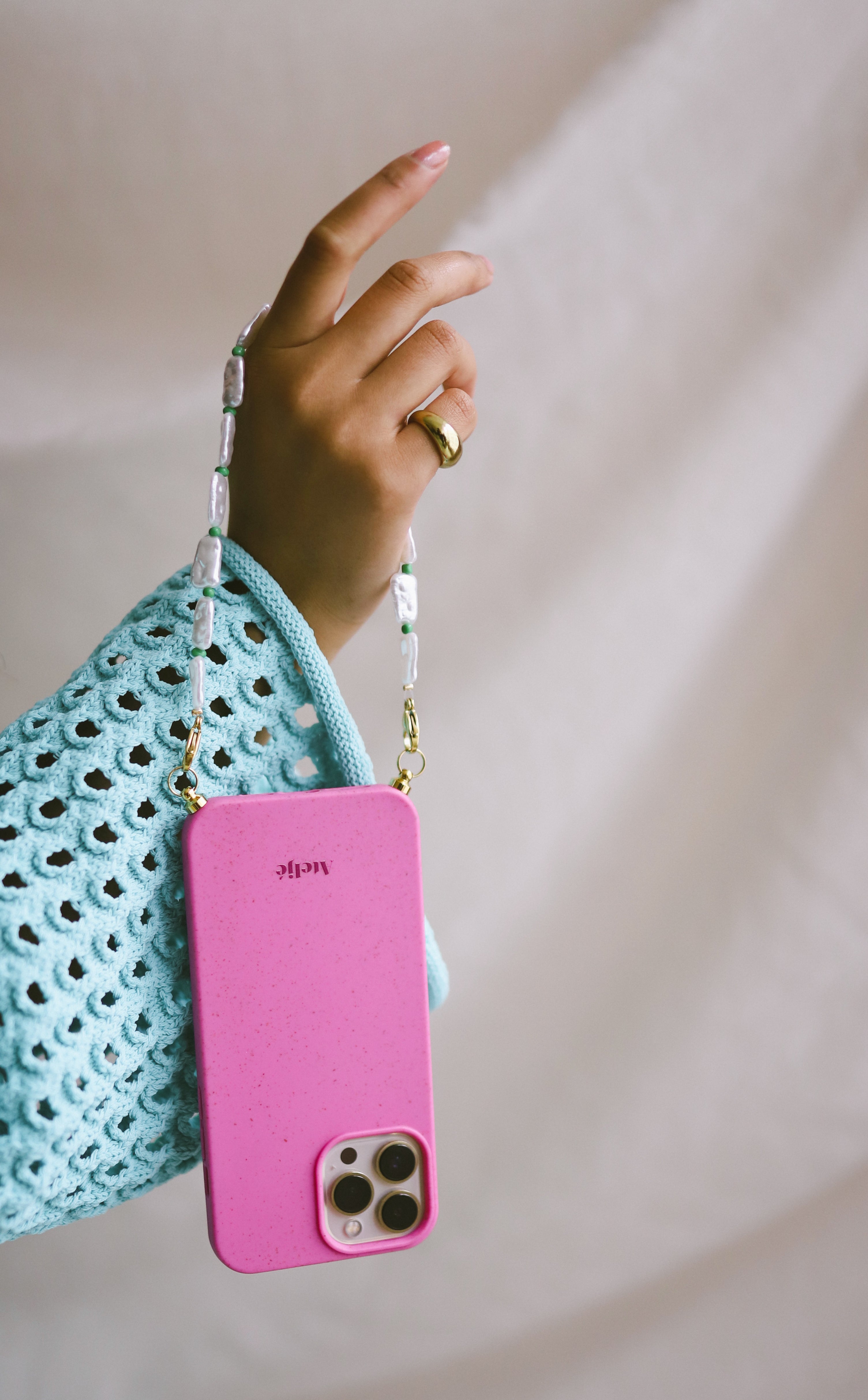 Pink biodegradable iPhone case - no cord